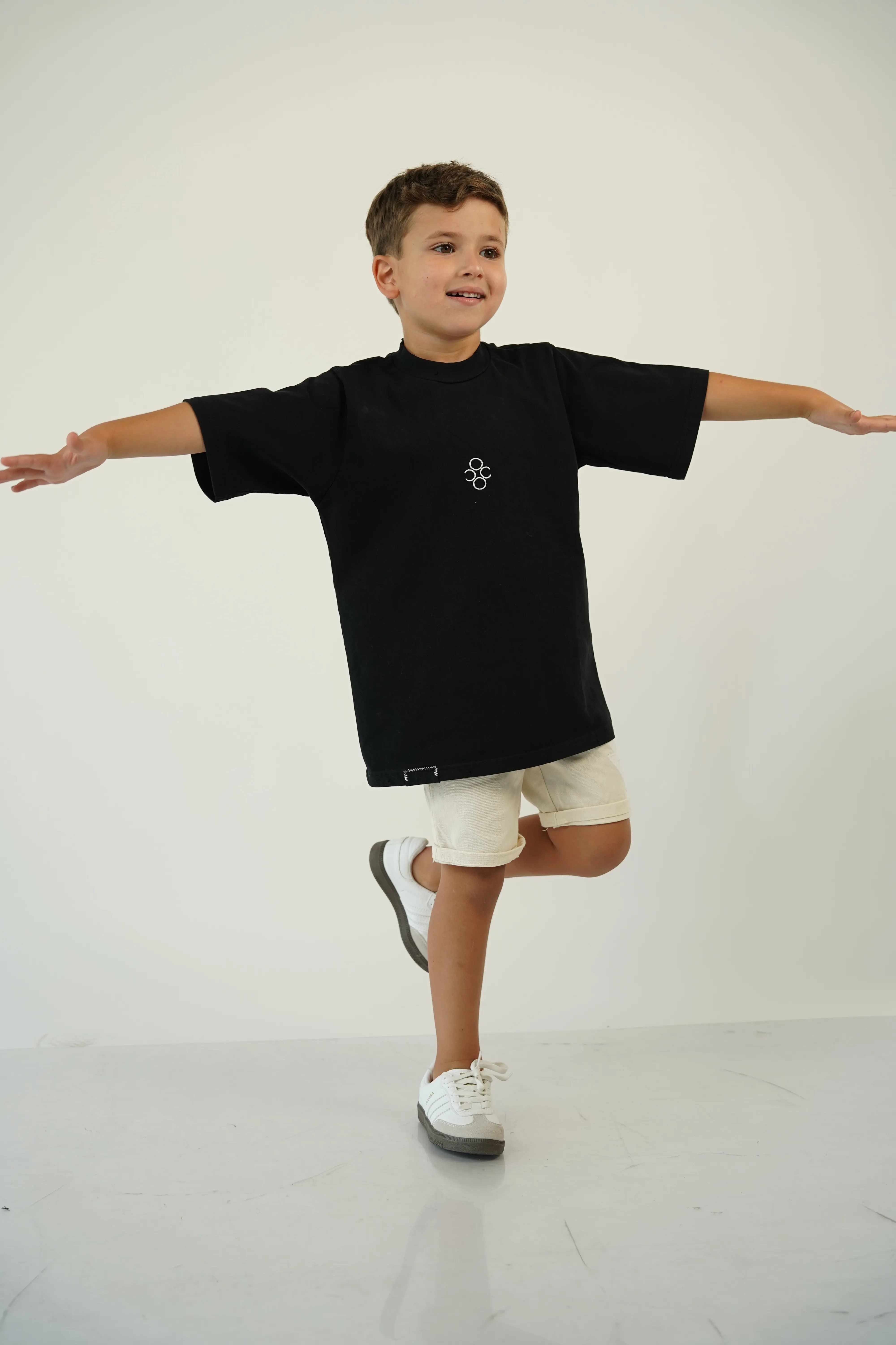 חולצת בר | שחור