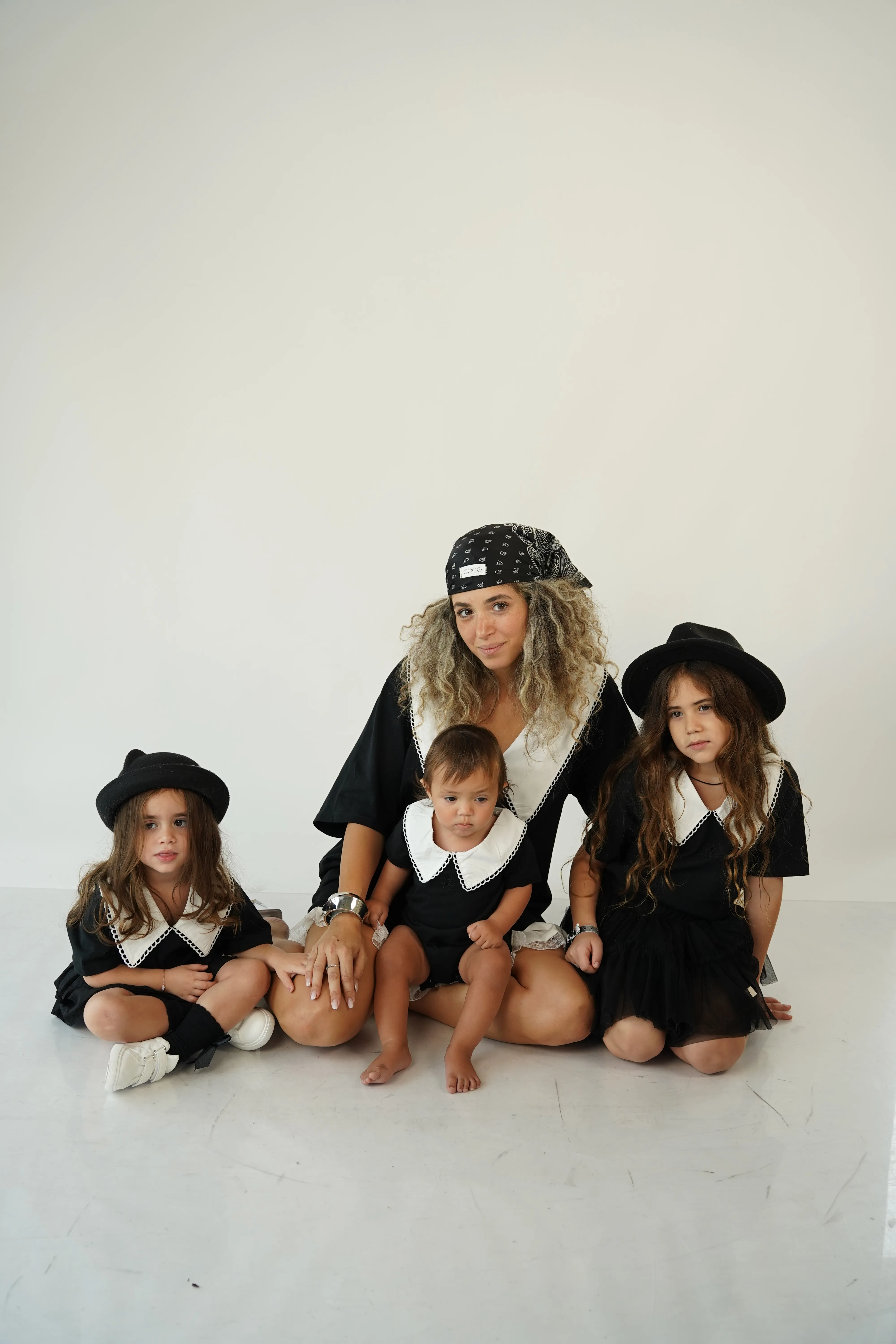 חולצת טליה | שחור & לבן