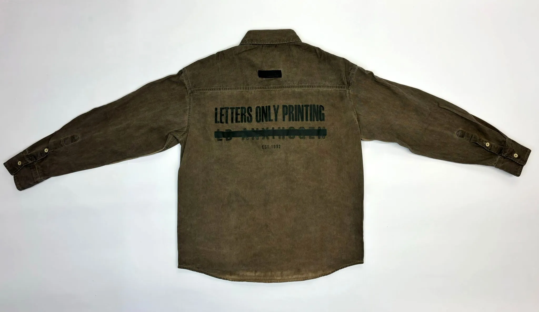 מכופתרת דיזיין