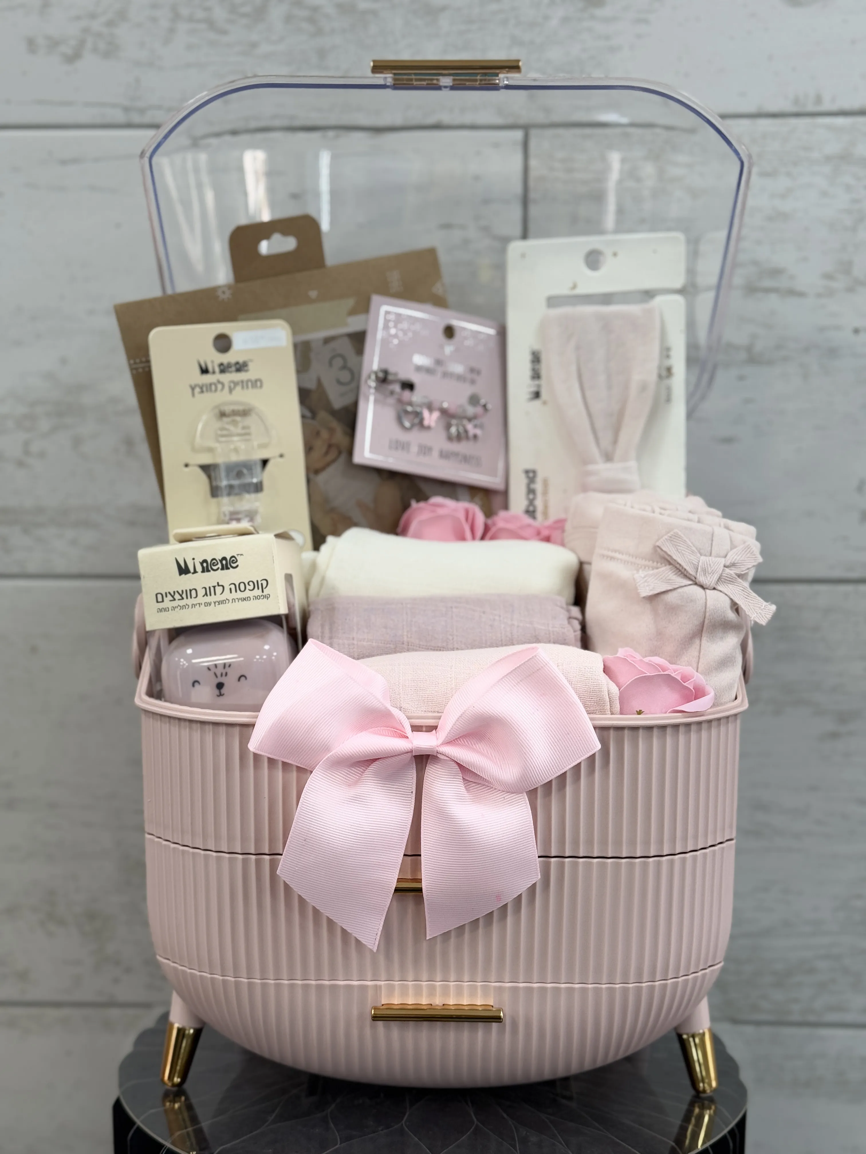 מארז אירגונית להולדת הבת