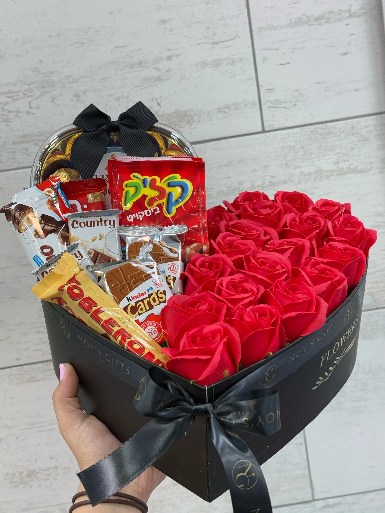 מארז לב שוקולדים