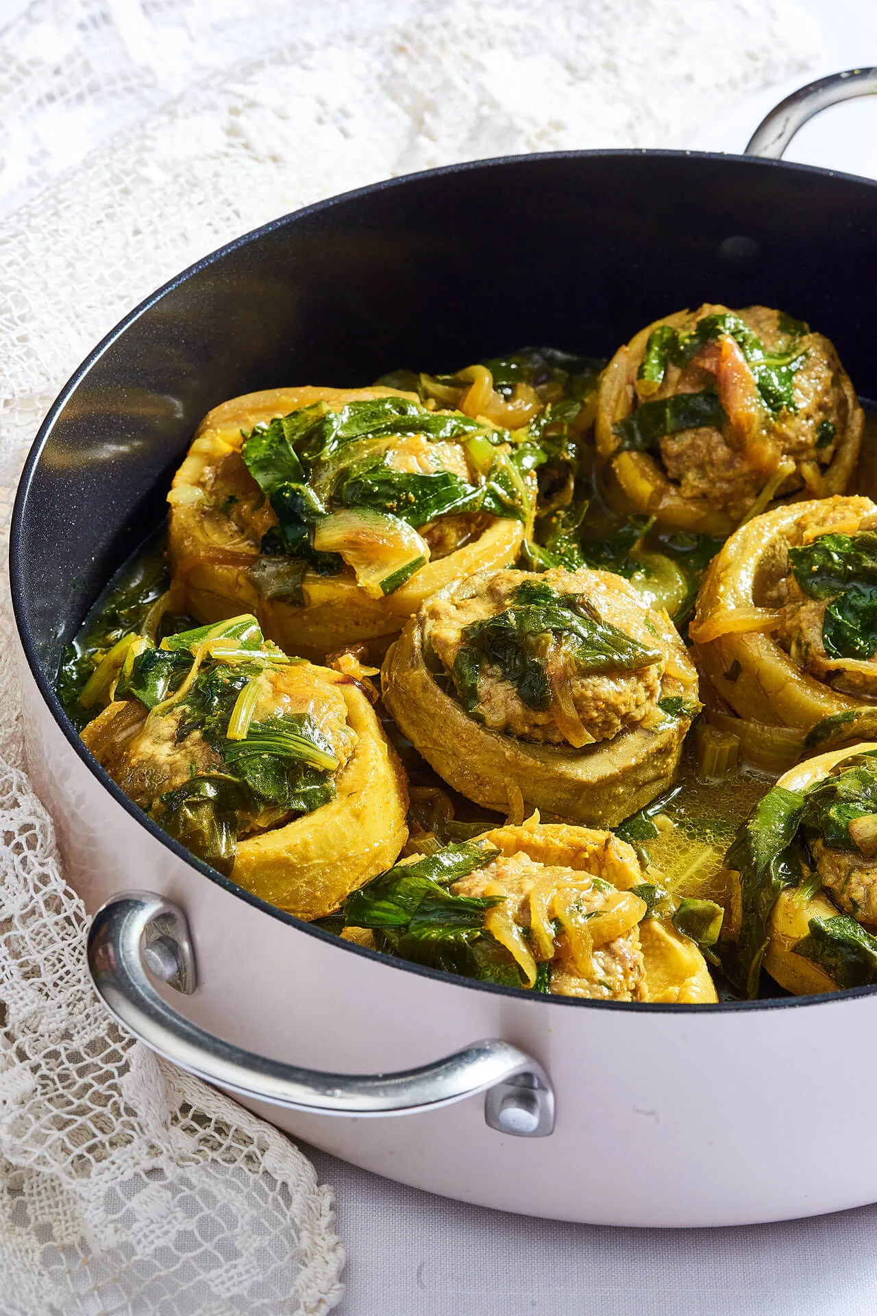 לכבוד שבת קודש - ספר המתכונים של עינב בובליל