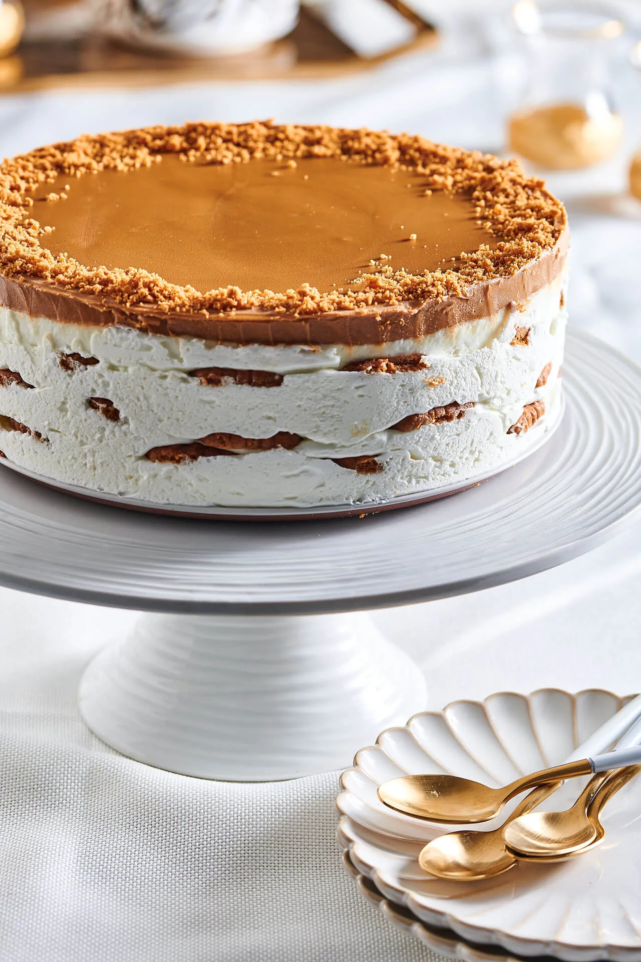 לכבוד שבת קודש - ספר המתכונים של עינב בובליל