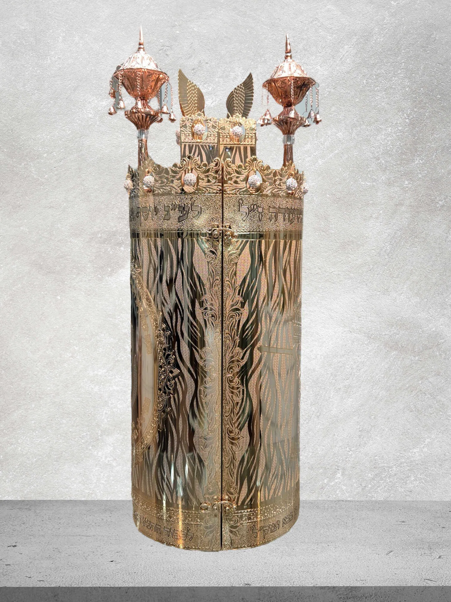 תיק לספר תורה "האש שלי זהב"