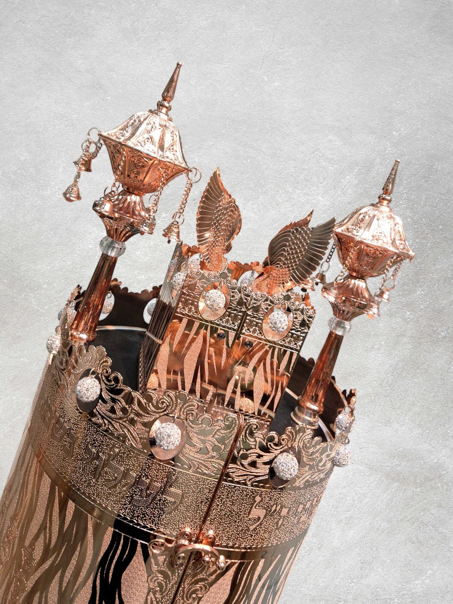 תיק לספר תורה פרימיום דגם "כרובים" רוז גולד