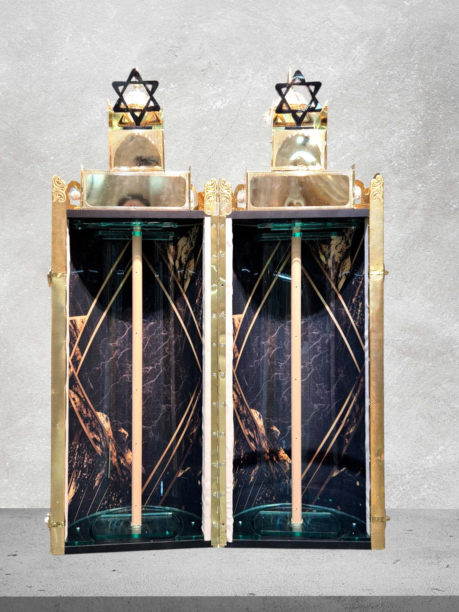 תיק לספר תורה פרימיום דגם "שערים מקדש" ציפוי זהב טהור