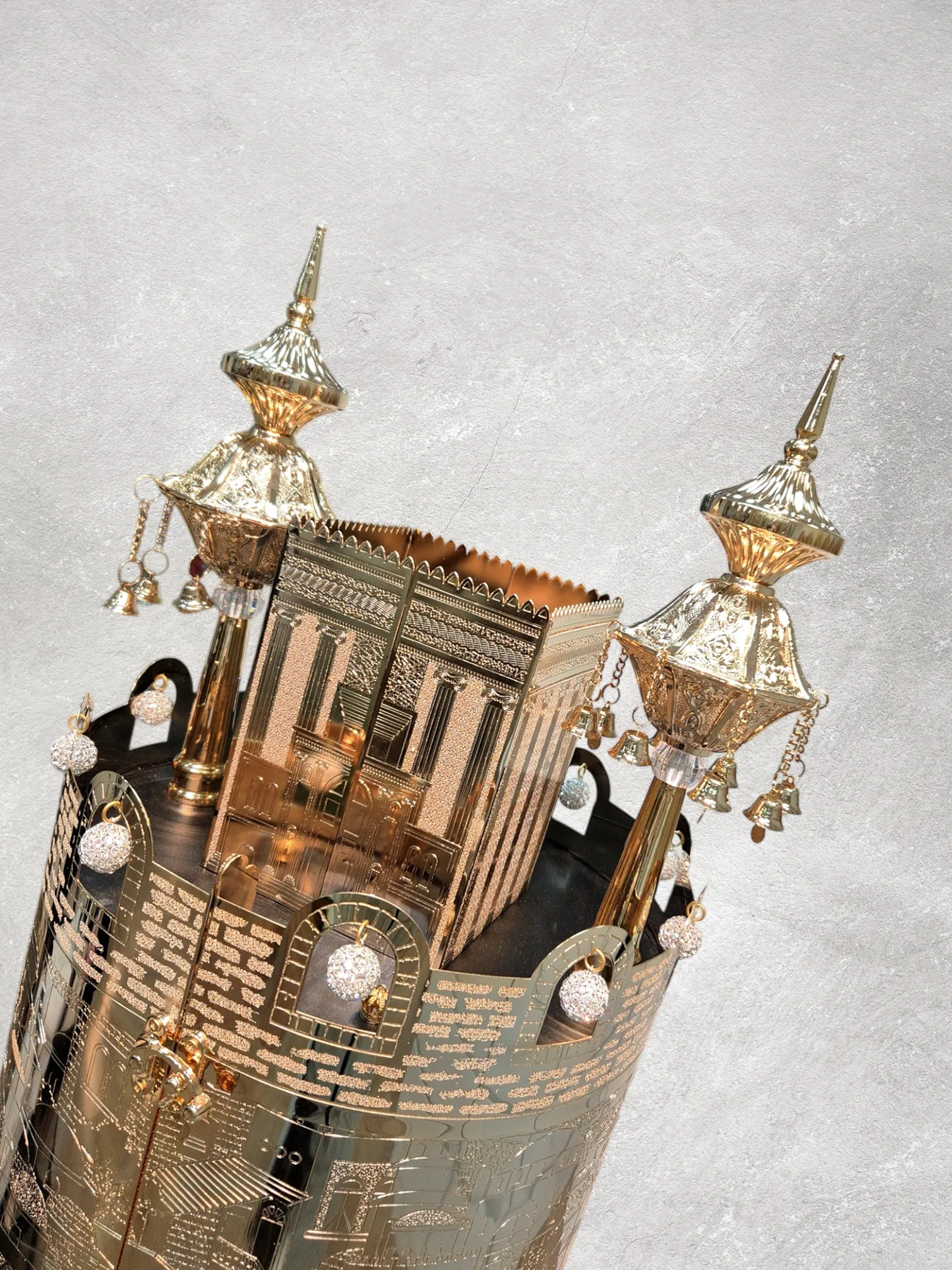 תיק לספר תורה פרימיום דגם “ירושלים” ציפוי זהב טהור