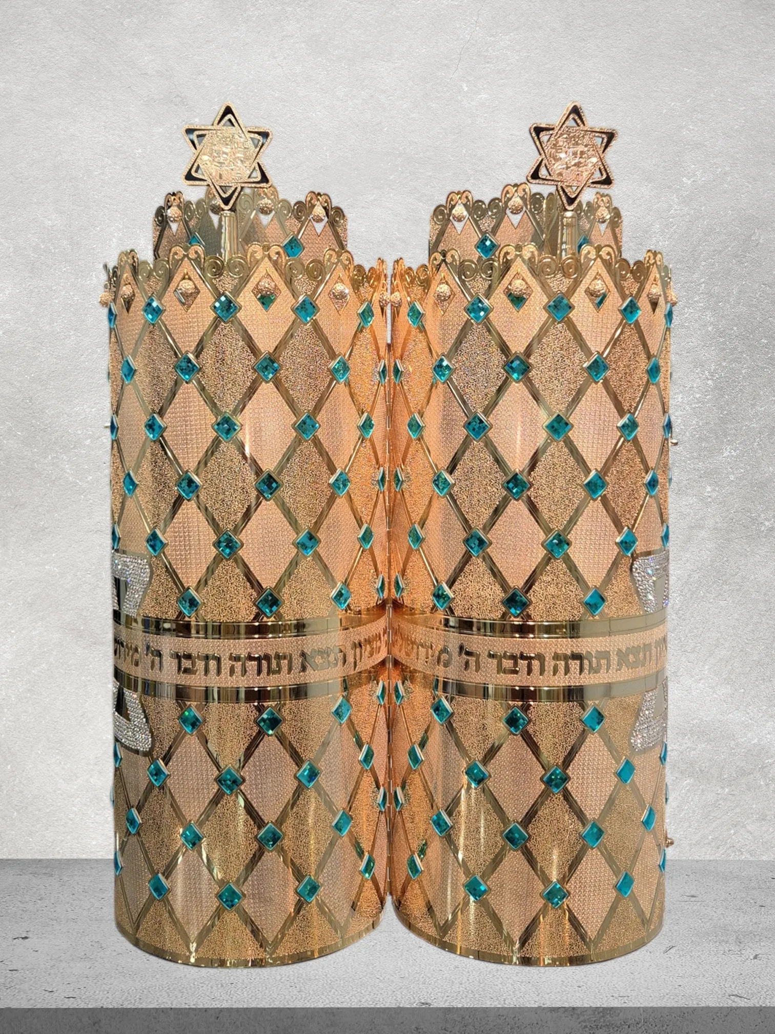 תיק לספר תורה פרימיום דגם “מגן דוד” משובץ