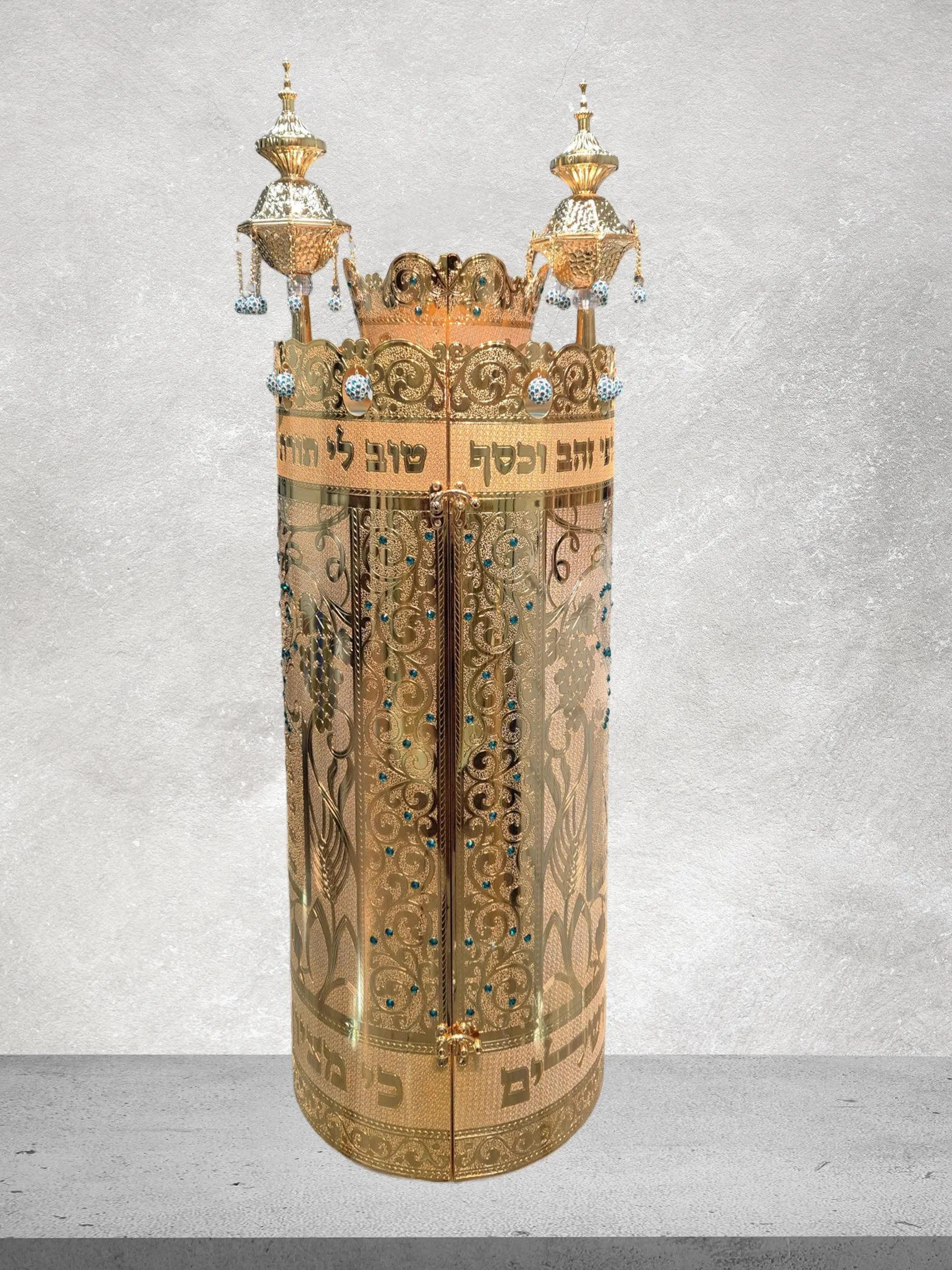 תיק לספר תורה פרימיום דגם “שבעת המינים” בעיצוב אומנותי