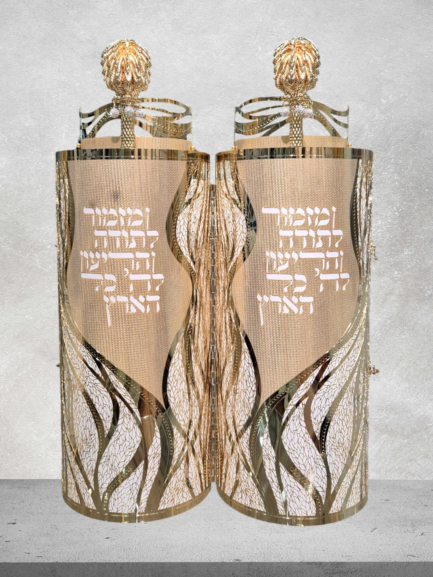 בלעדי !תיק לספר תורה "מזמור לתודה" בעיצוב אומנותי