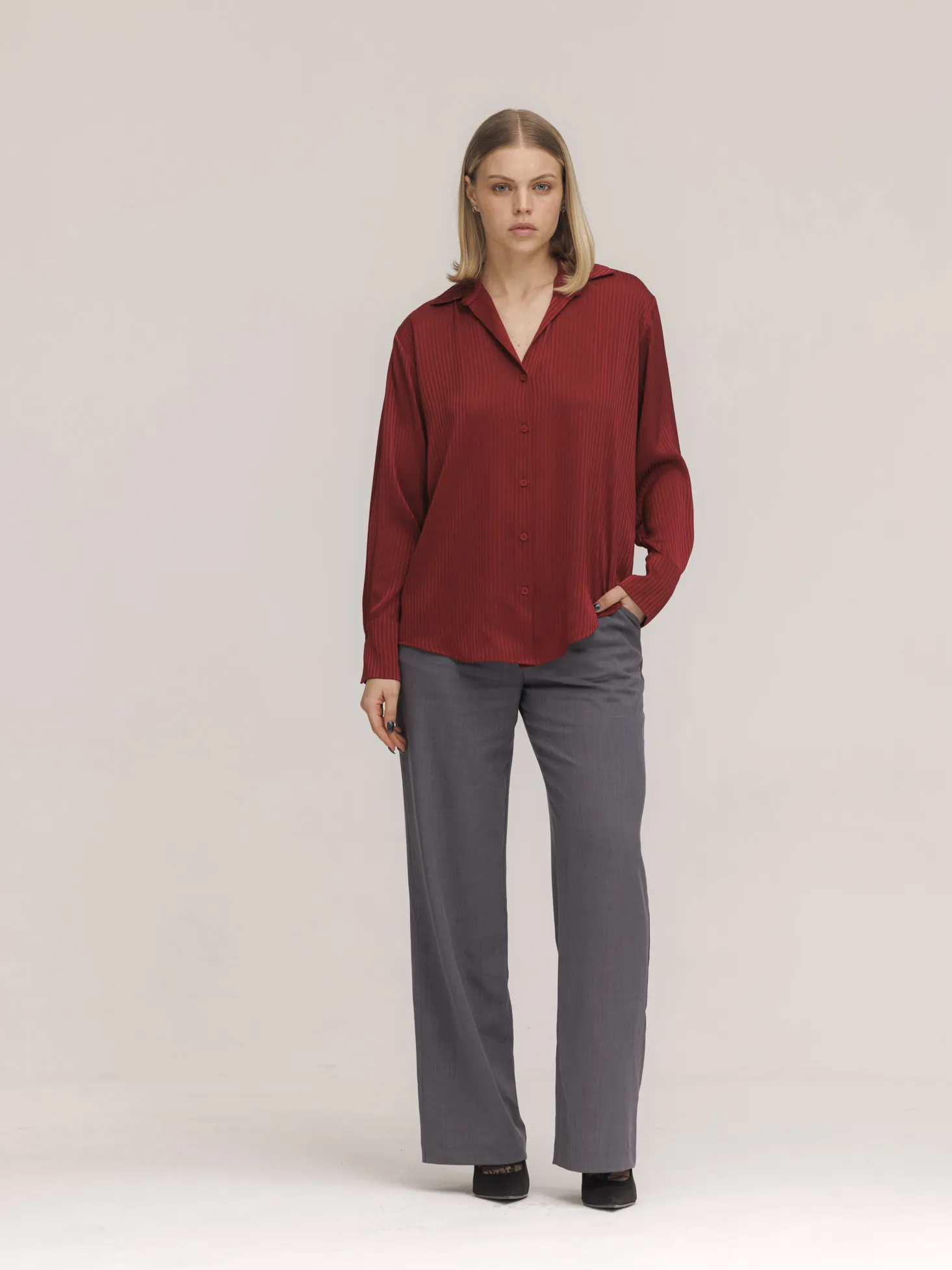 חולצה מכופתרת