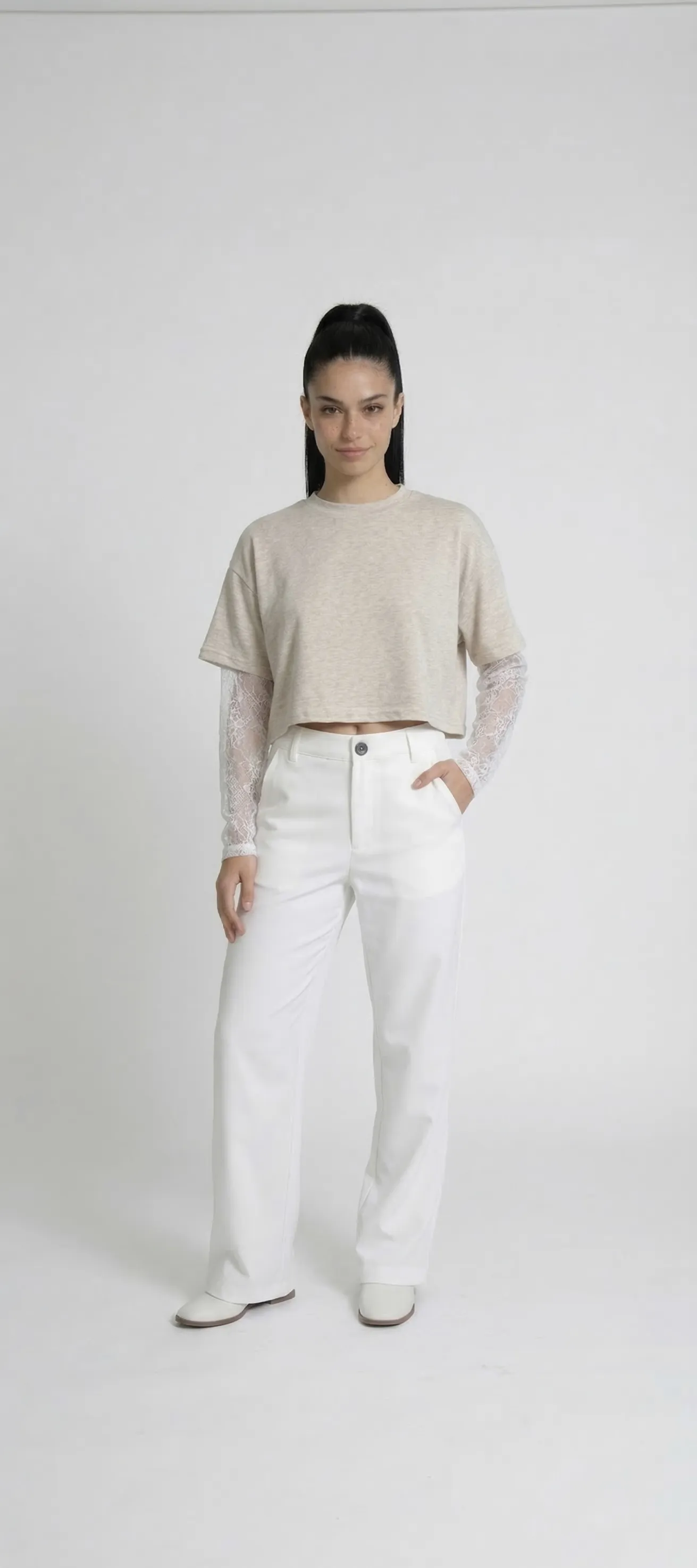 חולצת קרופ שיר